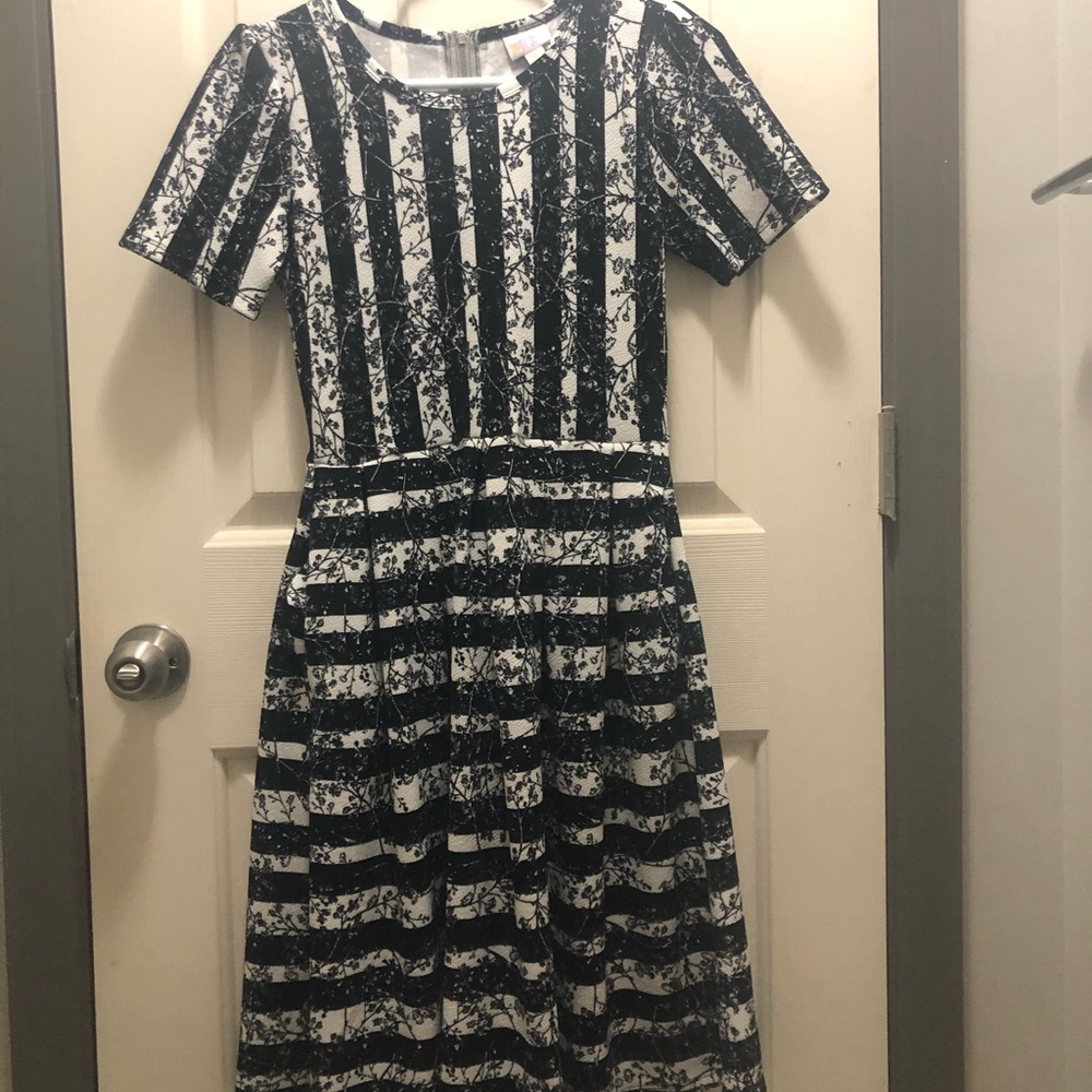 Lularoe dress